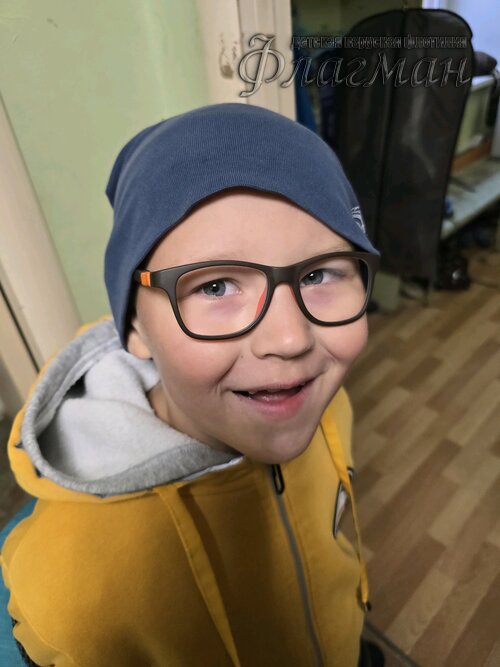 a539ed06.ID Photo.024945